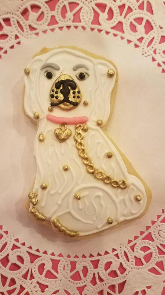 Vintage Gold and White Dog Ornament cookies