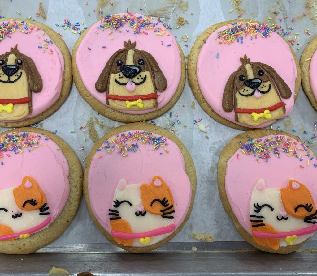 Puppy and Kitty buttercream cookies Hayley Cakes and Cookies Hayley
