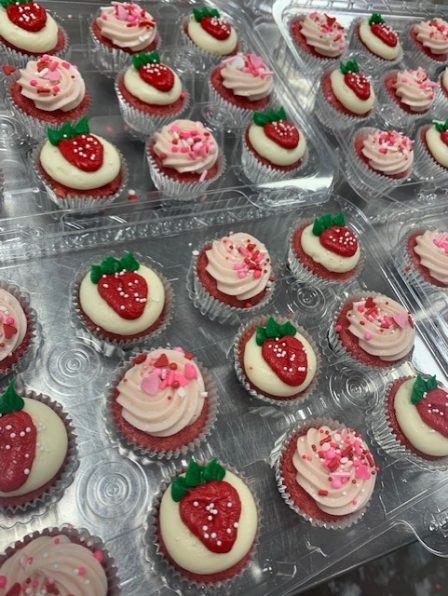 Mini strawberry cupcakes