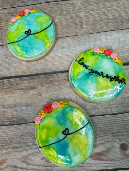 Watercolor earth day cookies