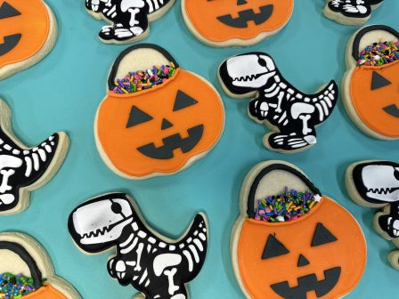 Trick or treat Dinosaur Cookie Set