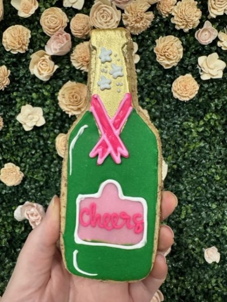 preppy champagne bottle cookie