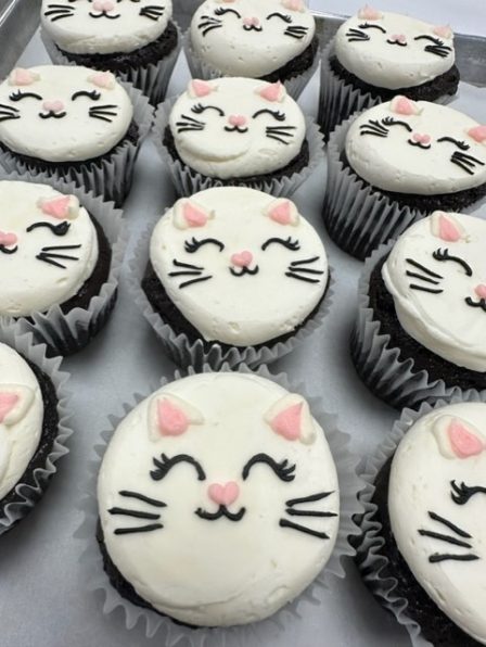 kitten cupcakes