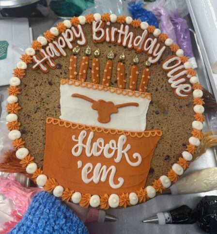 Hook 'em birthday cookie cake