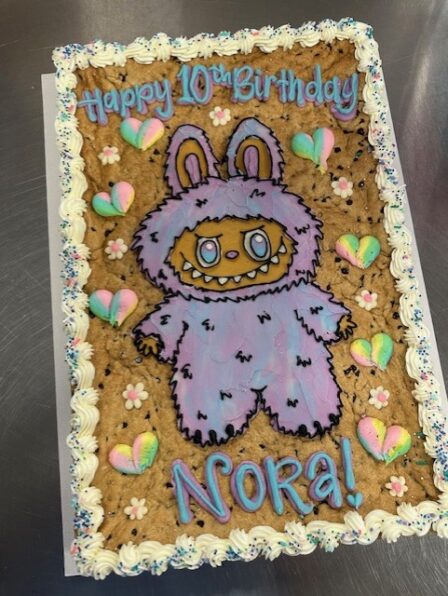 Labubu cookie cake