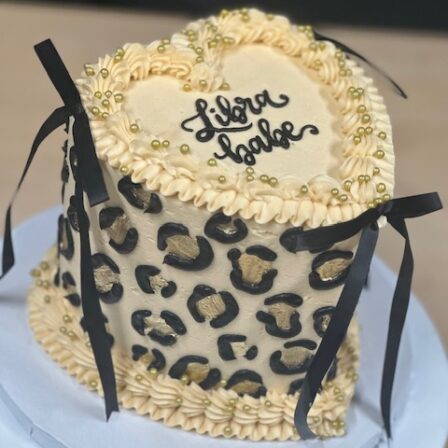 leopard bow cake