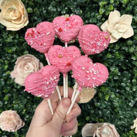 Strawberry heart cake pop, 6 pack