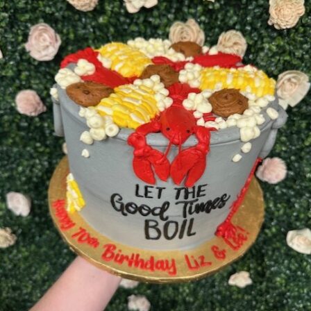 Crawfish boil cake